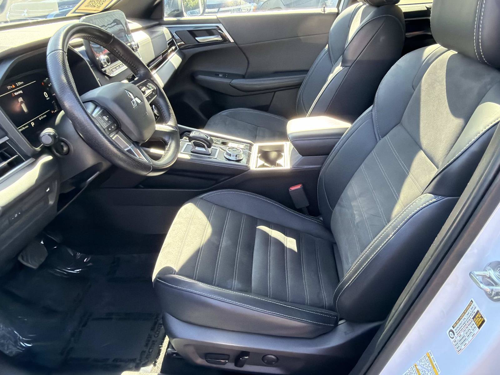 Used 2024 Mitsubishi Outlander Ralliart AWD/4WD image 15