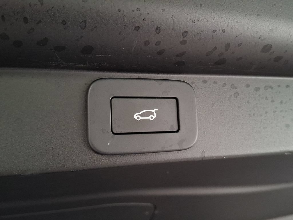 Used 2025 Land Rover Range Rover SE AWD/4WD image 28