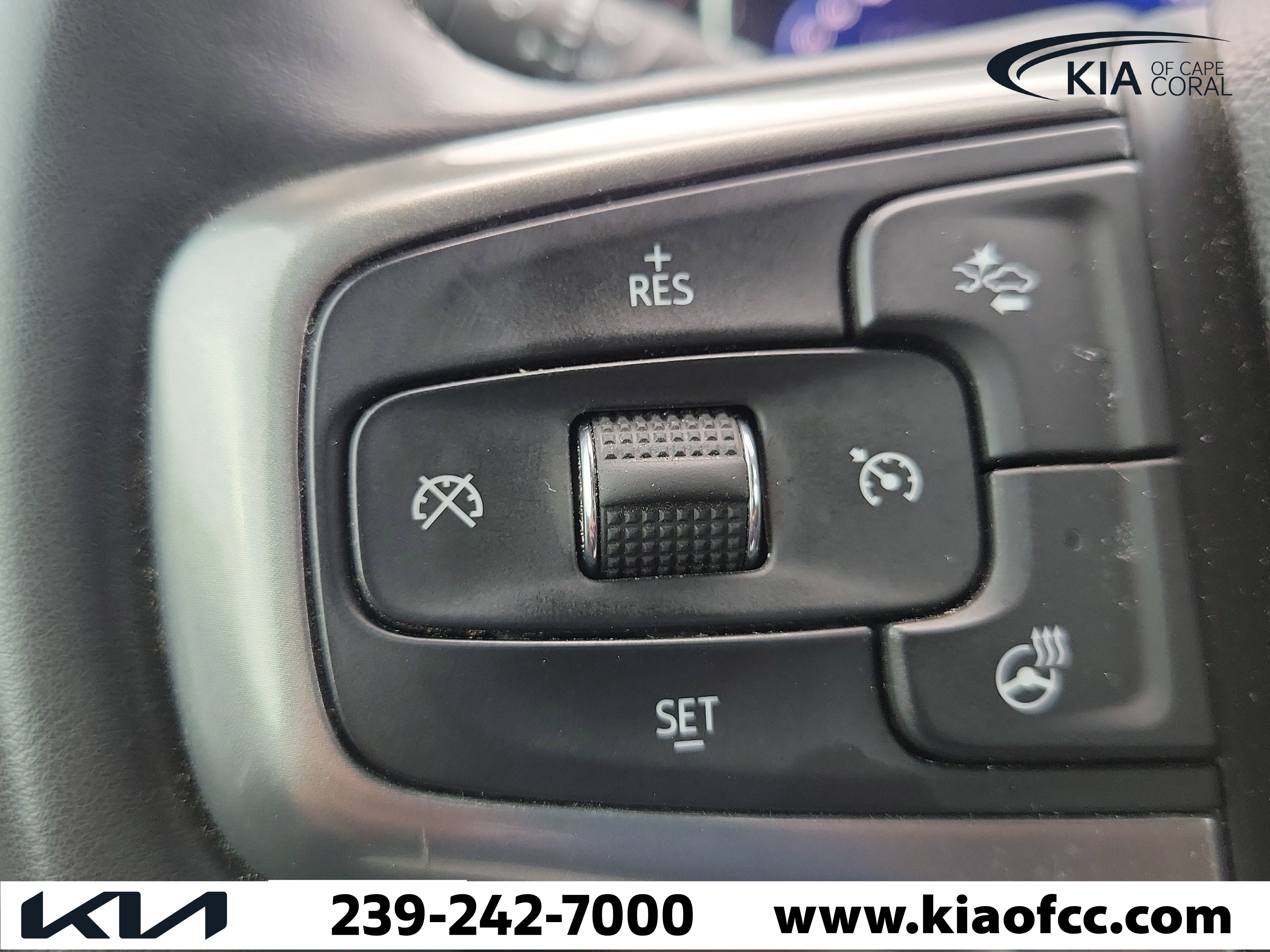 Used 2025 Chevrolet Silverado 1500 LT w/ Protection Package AWD/4WD image 27