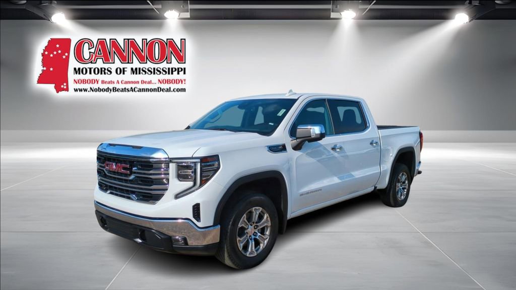 Used 2024 GMC Sierra 1500 SLT image 1