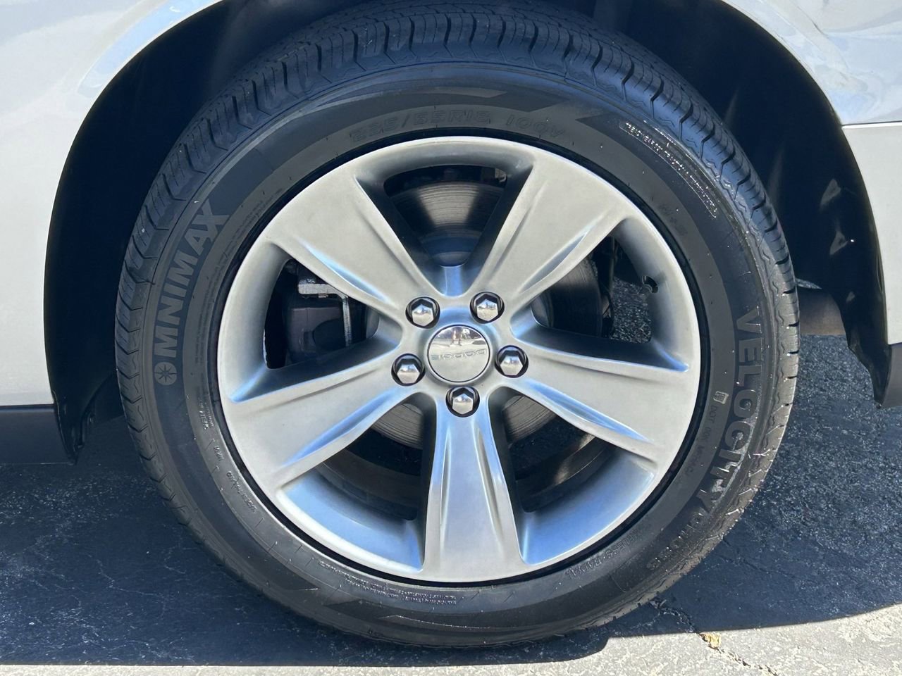 Used 2019 Dodge Challenger SXT image 34