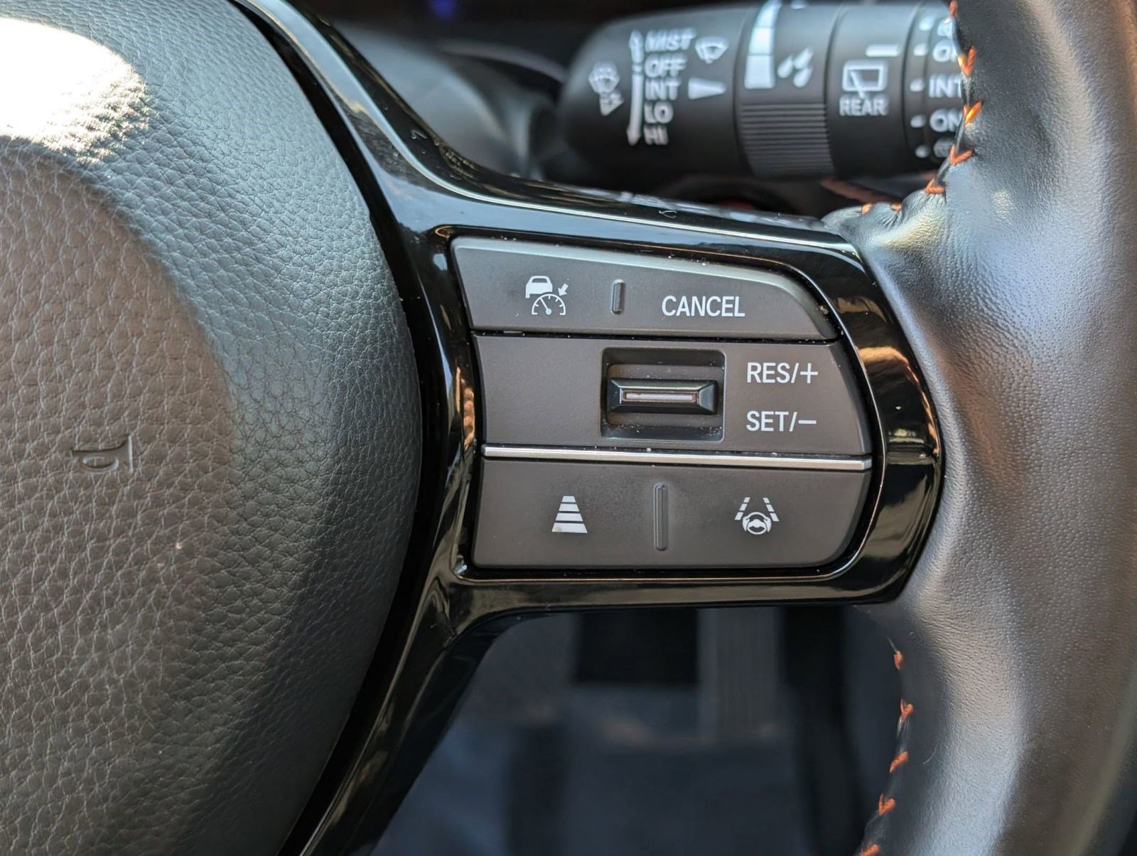 Used 2025 Honda HR-V Sport image 23