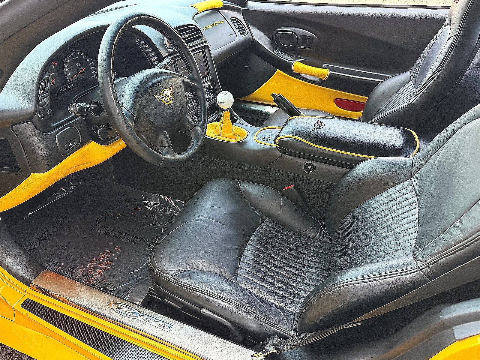 Used 2004 Chevrolet Corvette Z06 w/ Memory Package RWD image 36