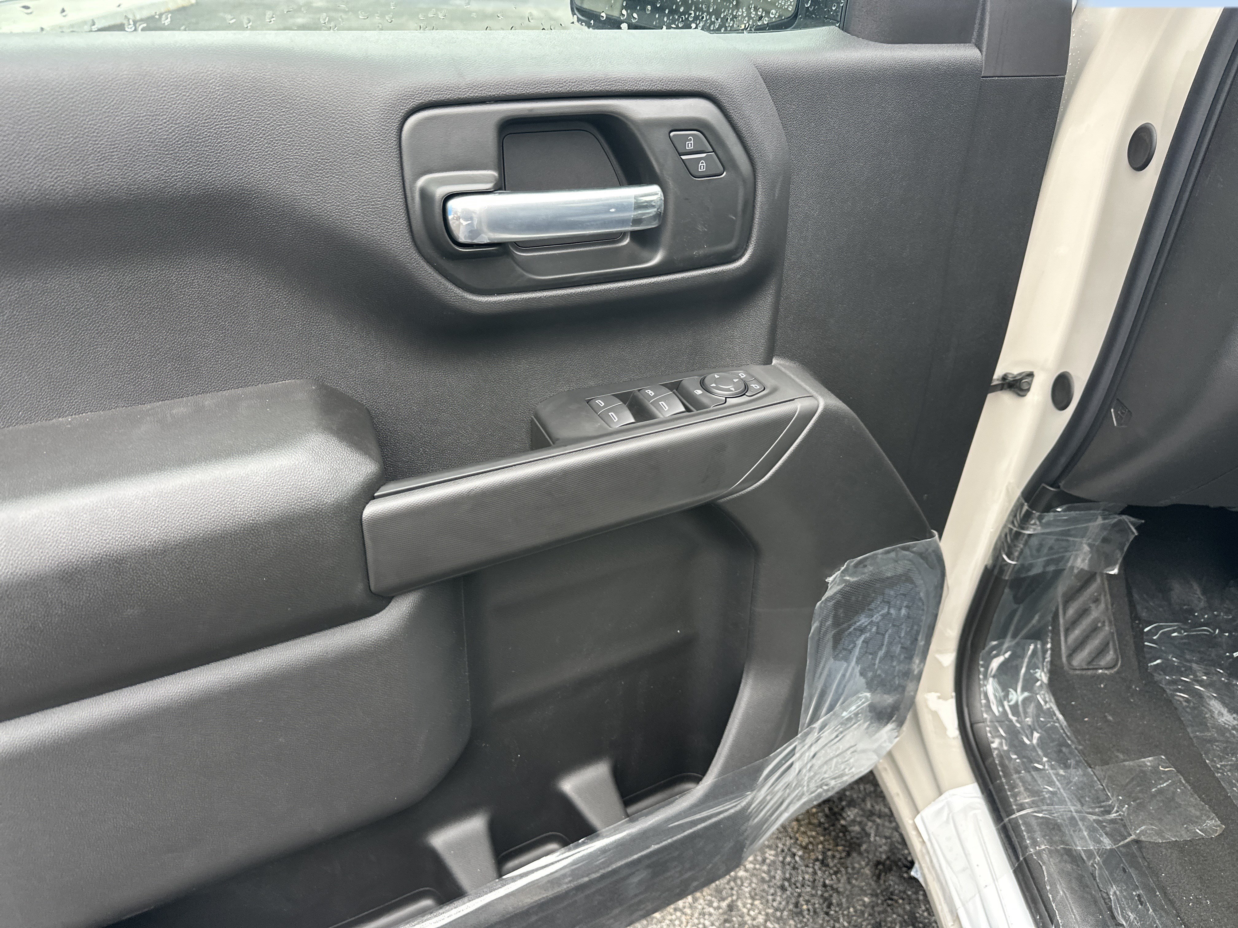 New 2026 Chevrolet Silverado 1500 Custom Trail Boss w/ Dark Appearance Package AWD/4WD image 11