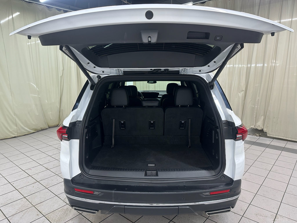 Certified 2025 Buick Enclave Preferred image 8