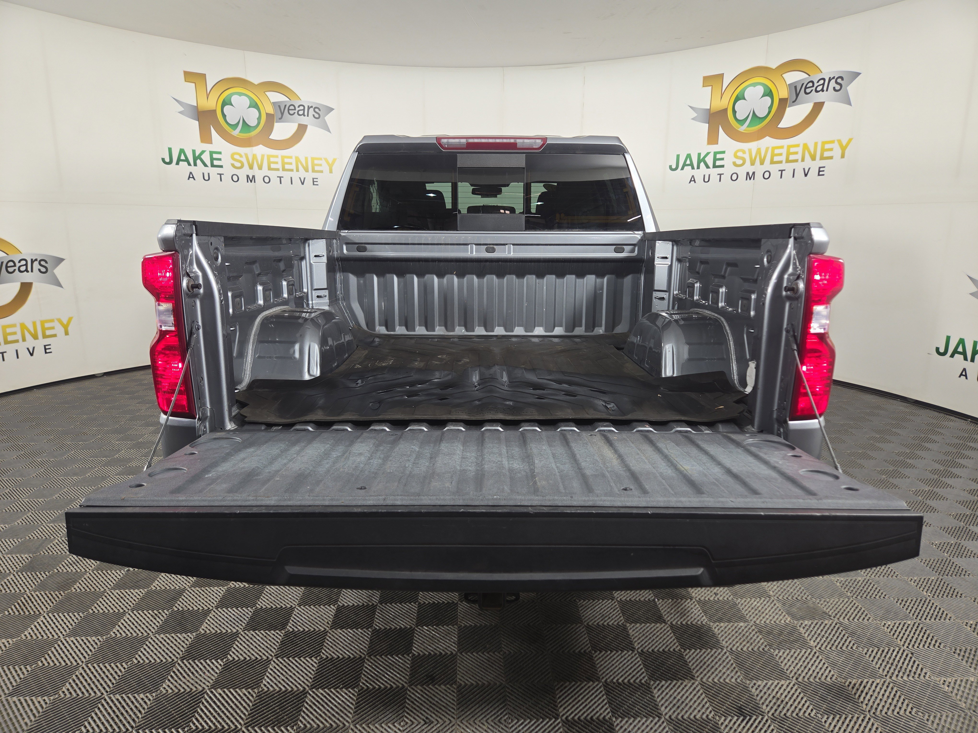 Certified 2022 Chevrolet Silverado 1500 LT w/ Z71 Off-Road Package image 33