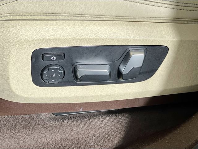 Used 2019 BMW X5 xDrive40i w/ Premium Package 2 AWD/4WD image 13