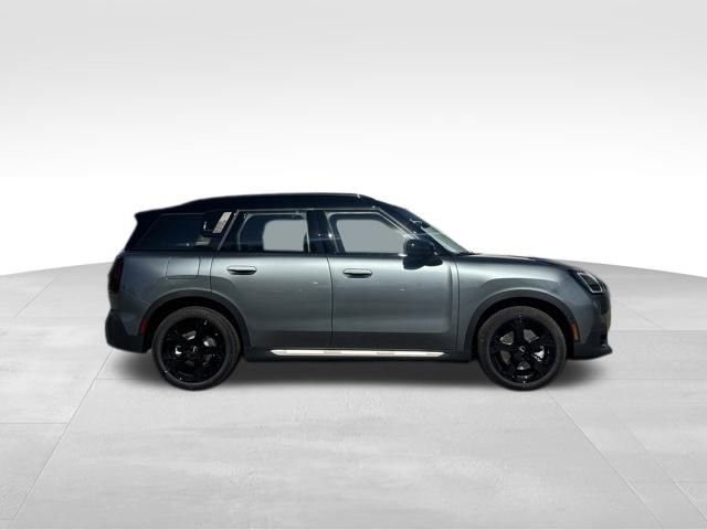 New 2026 MINI Cooper Countryman S image 2
