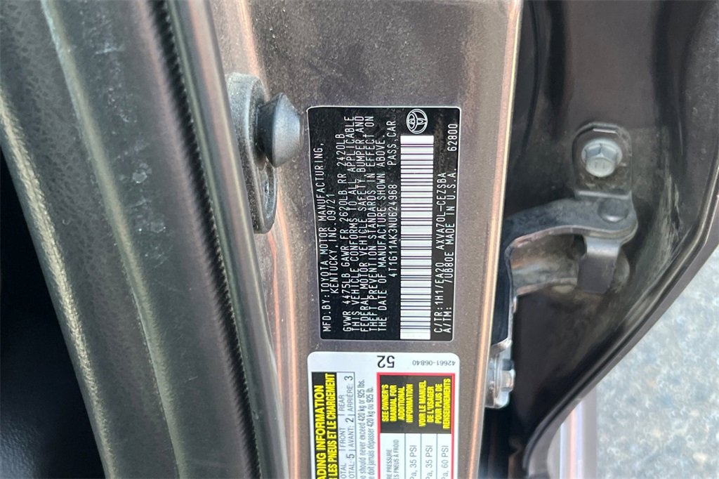 Used 2022 Toyota Camry SE image 30