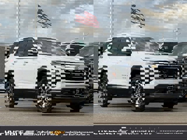 Certified 2025 Chevrolet Equinox LT image 2