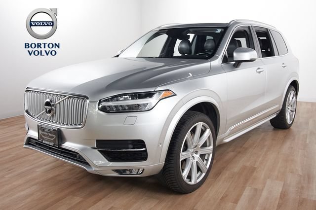Used 2017 Volvo XC90 T6 Inscription w/ Vision Package AWD/4WD image 1