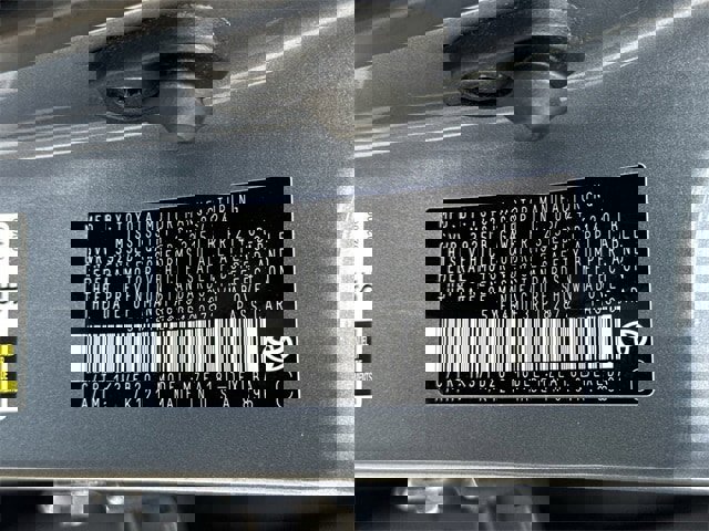 Used 2024 Toyota Corolla LE image 32