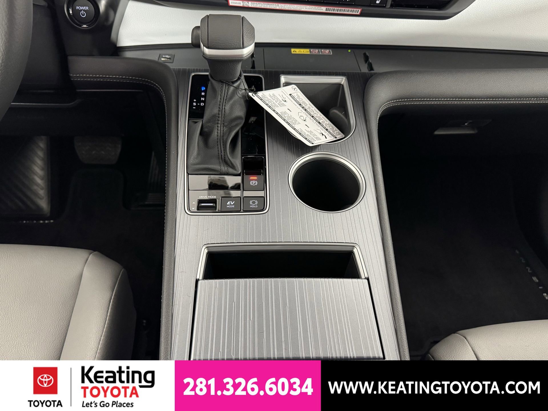 New 2026 Toyota Sienna XLE FWD image 9