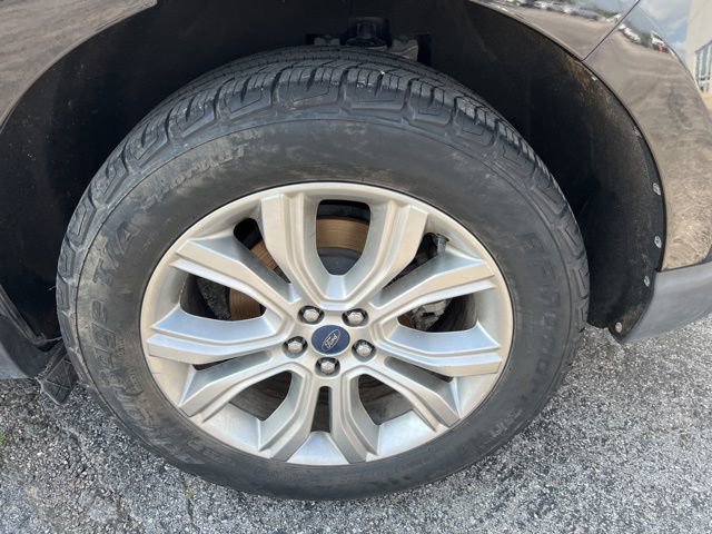Used 2019 Ford Edge Titanium AWD/4WD image 20