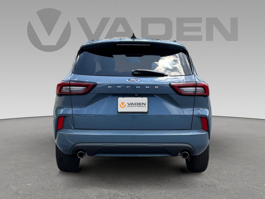 Used 2023 Ford Escape ST-Line FWD image 18