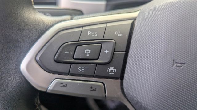 Used 2023 Volkswagen Atlas SE w/ Panoramic Sunroof Package image 28