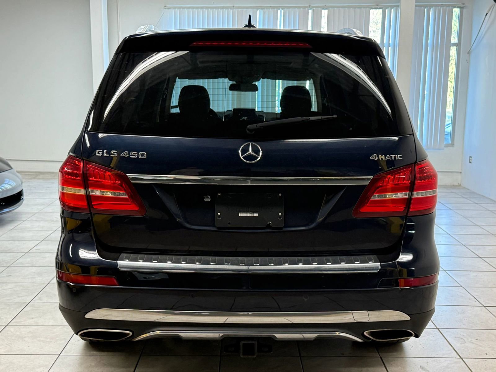 Used 2017 Mercedes-Benz GLS 450 4MATIC w/ Premium Package image 8