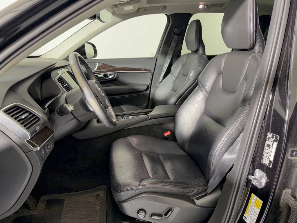 Used 2019 Volvo XC90 T6 Momentum w/ Protection Package Premier AWD/4WD image 5