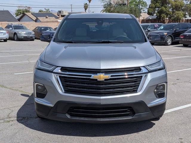 Used 2023 Chevrolet Traverse LS video 2