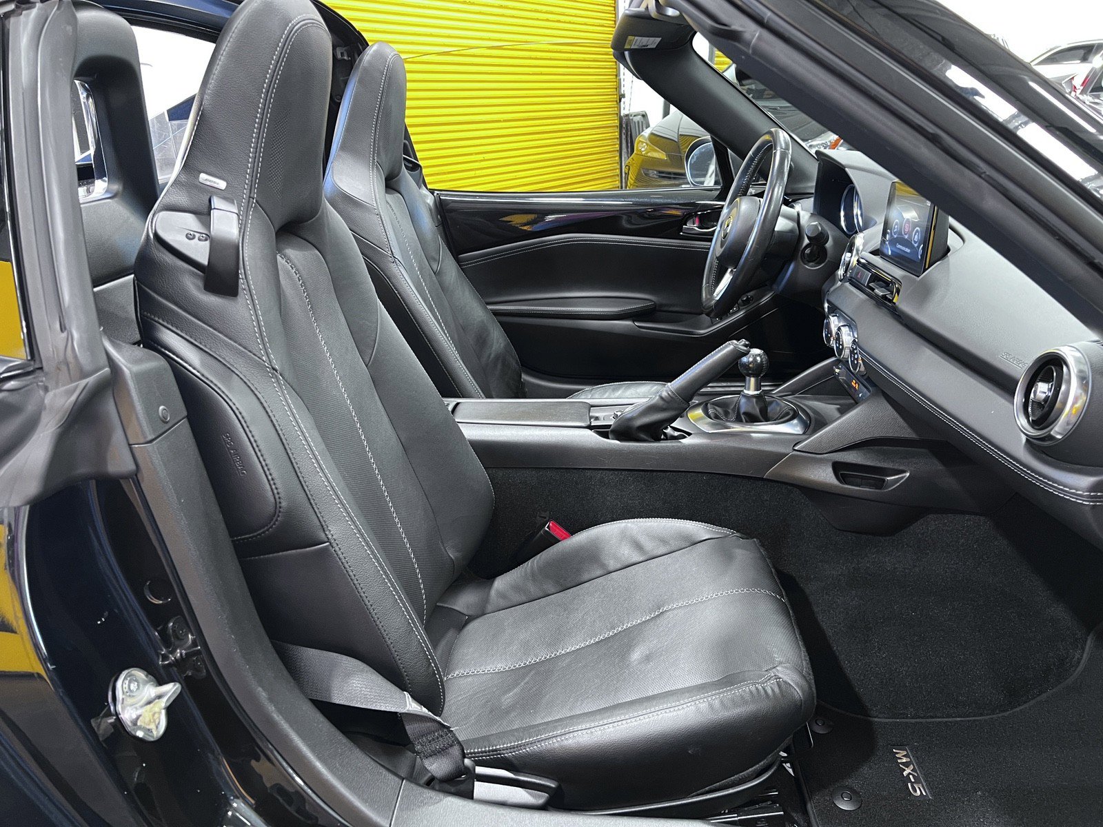 Used 2020 MAZDA MX-5 Miata RF Grand Touring image 16