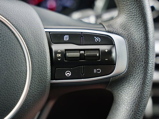Used 2023 Kia K5 LXS image 17