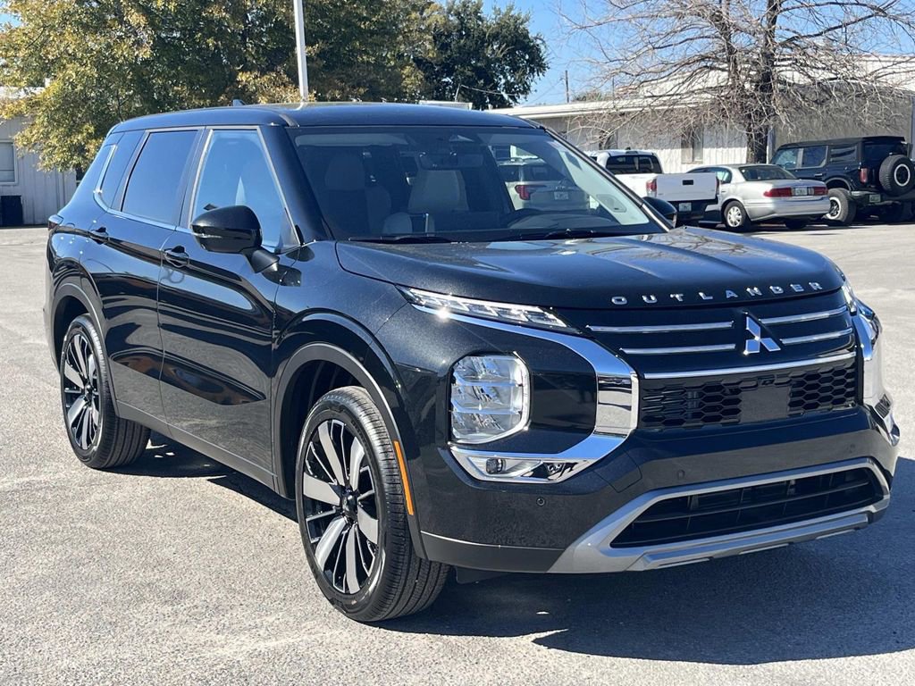New 2026 Mitsubishi Outlander SE FWD image 6