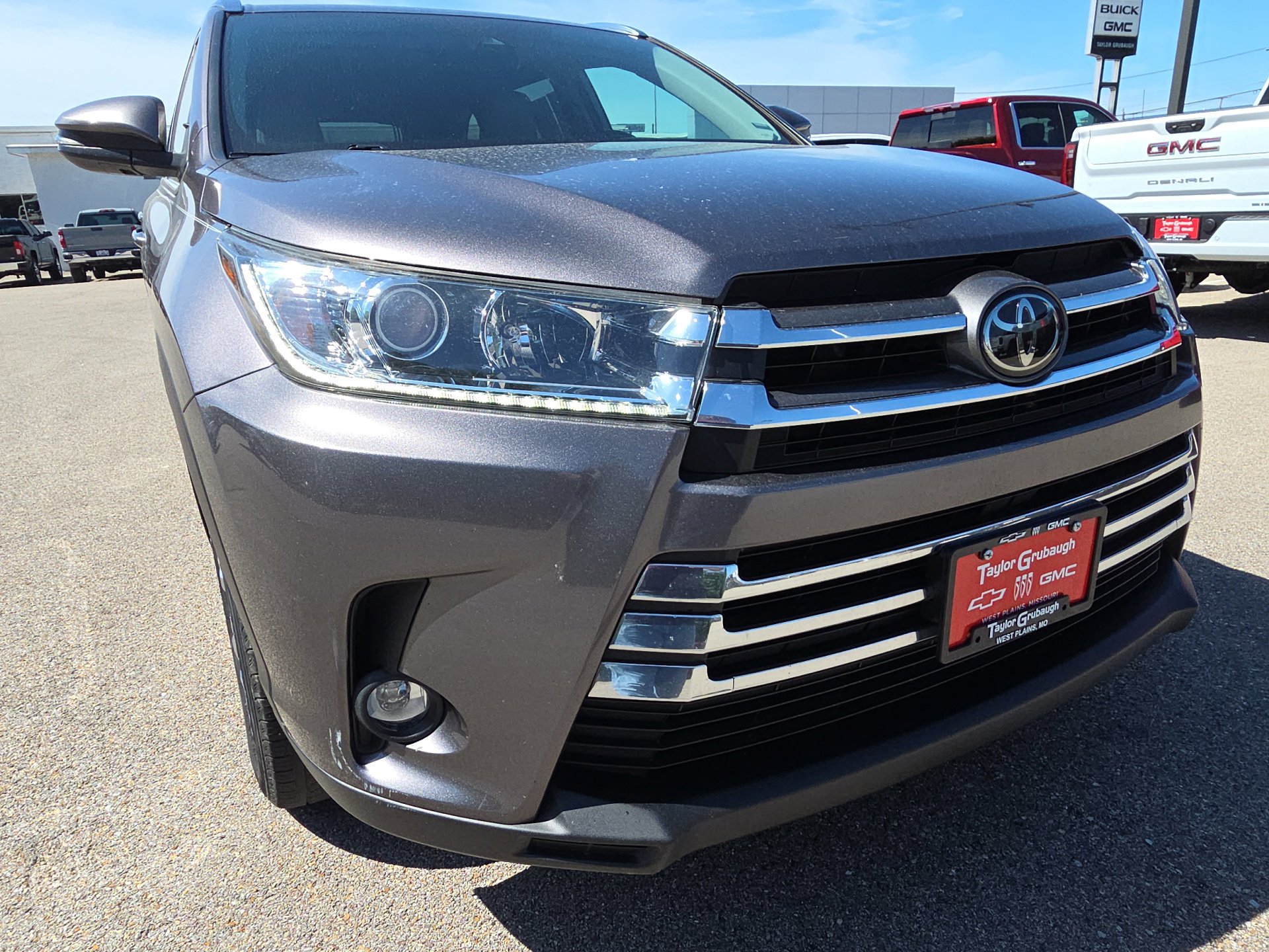 Used 2019 Toyota Highlander Limited AWD/4WD image 11