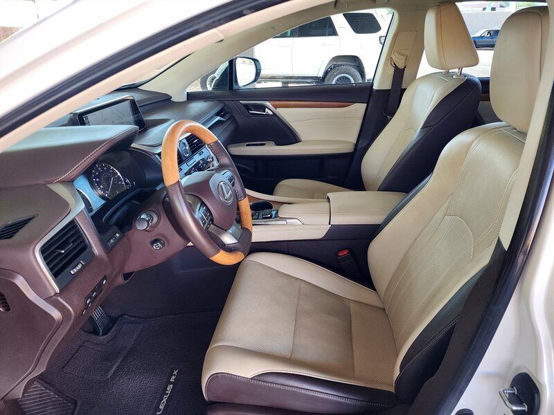 Used 2019 Lexus RX 450h AWD w/ Navigation Package image 30
