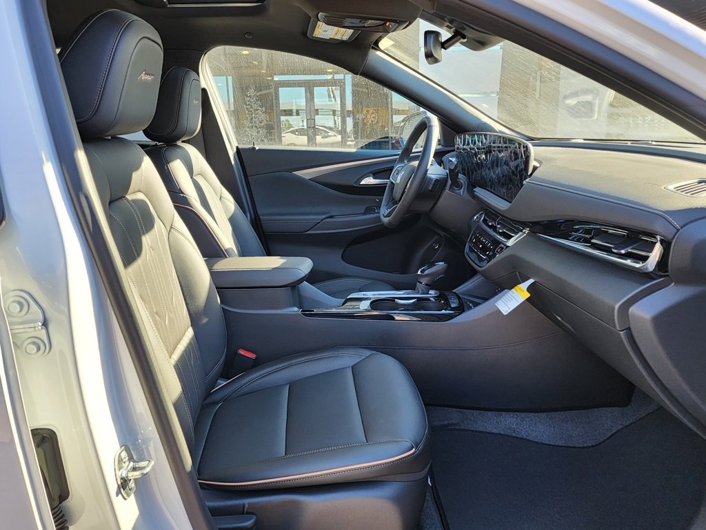 New 2026 Buick Envista Avenir image 37