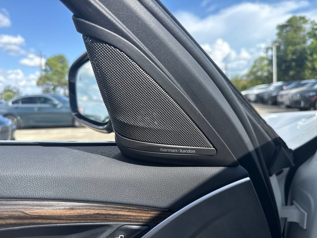 Used 2021 BMW 540i w/ Premium Package RWD image 15