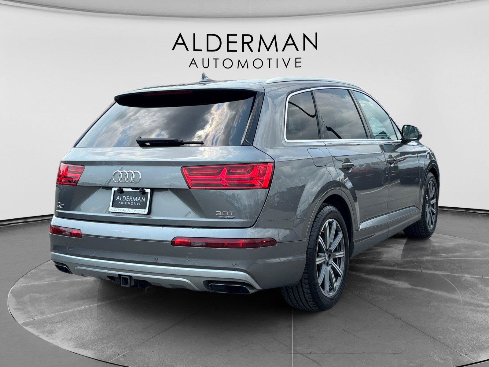 Used 2018 Audi Q7 3.0T Prestige AWD/4WD image 5