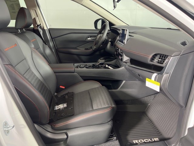 New 2026 Nissan Rogue SV image 11