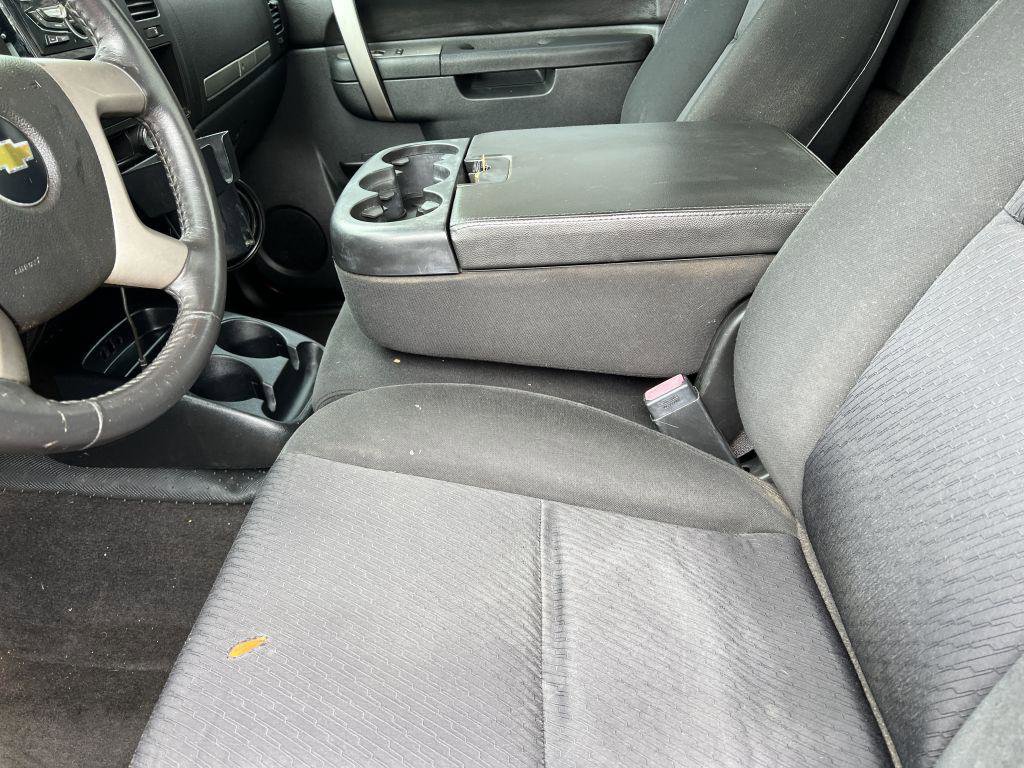 Used 2011 Chevrolet Silverado 1500 LT image 15