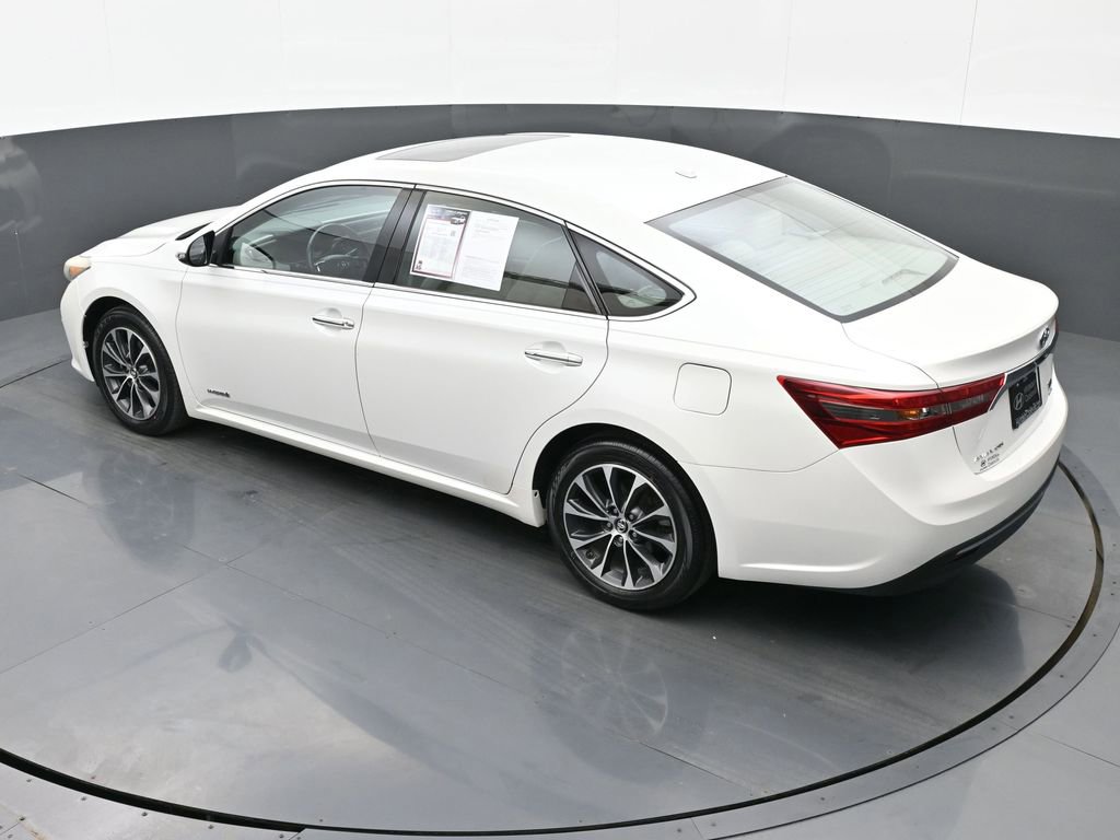 Used 2016 Toyota Avalon XLE Premium image 32