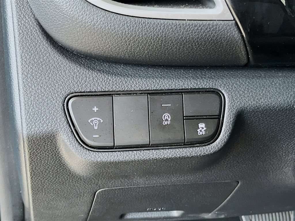 Used 2025 Kia Seltos S AWD/4WD image 10