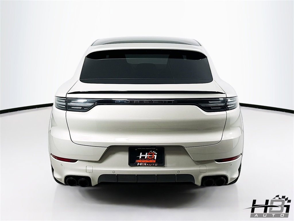 Used 2023 Porsche Cayenne GTS w/ Premium Package Plus image 7