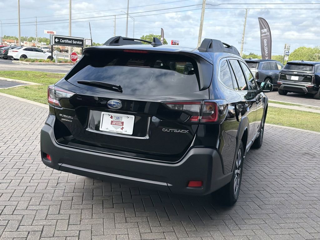 Certified 2025 Subaru Outback Premium image 6