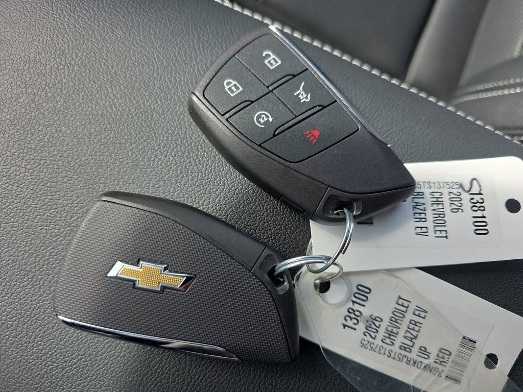 New 2026 Chevrolet Blazer EV LT image 30