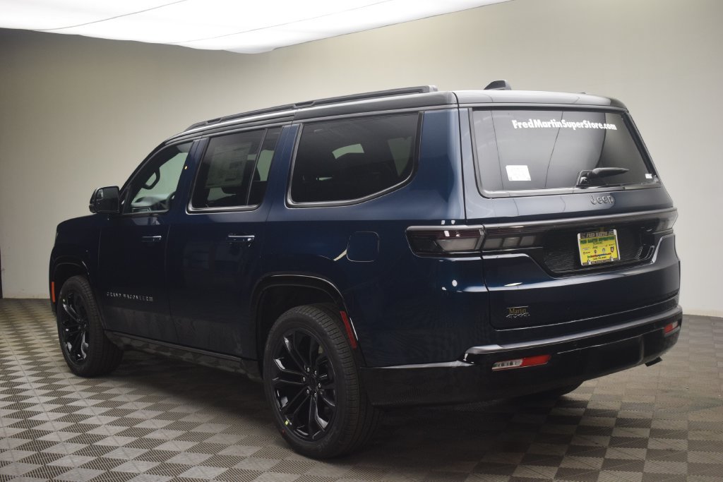New 2026 Jeep Grand Wagoneer Summit w/ Rear Seat Video Group I AWD/4WD image 13