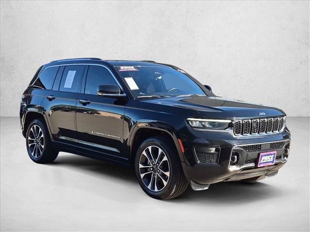 Used 2022 Jeep Grand Cherokee Overland w/ Luxury Tech Group IV AWD/4WD image 3