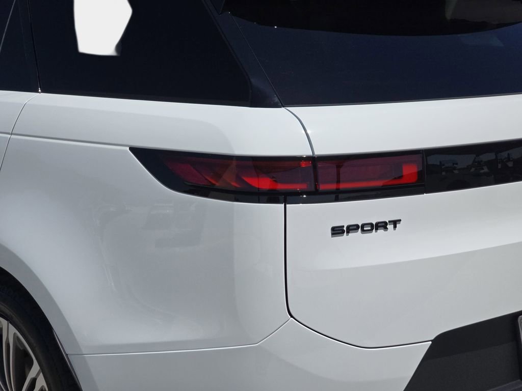 New 2026 Land Rover Range Rover Sport SE AWD/4WD image 35