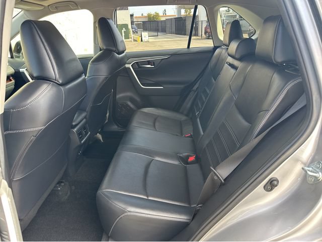 Used 2021 Toyota RAV4 Limited FWD image 41