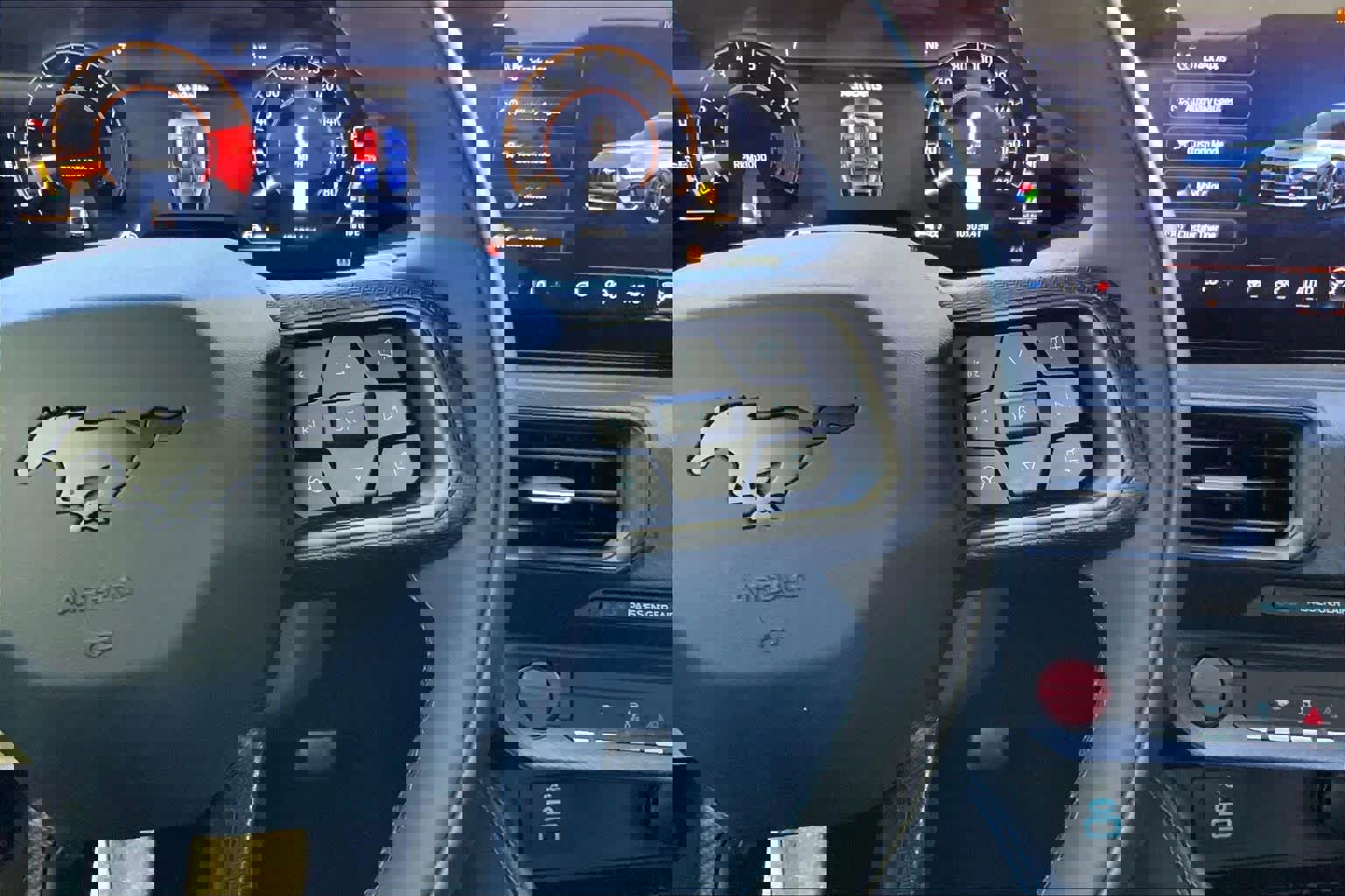 Used 2024 Ford Mustang Dark Horse image 24