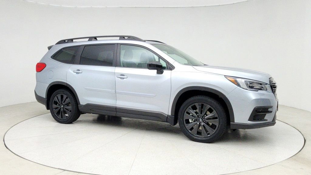 Used 2022 Subaru Ascent Onyx Edition image 3