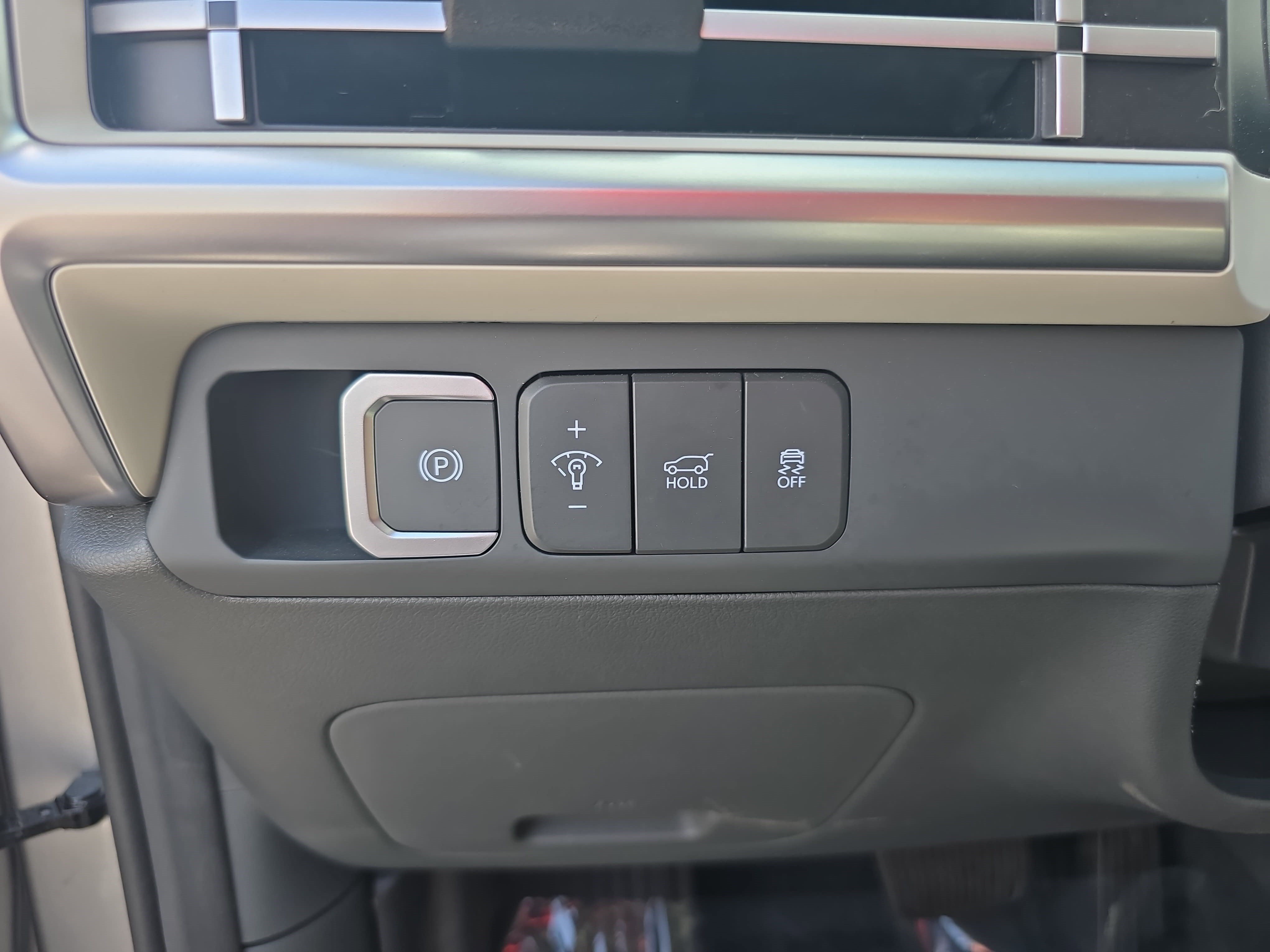 Used 2024 Hyundai Santa Fe SEL FWD image 26