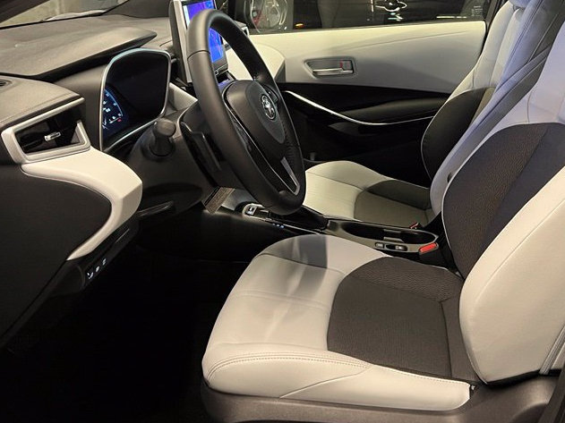 New 2027 Toyota Corolla XSE FWD image 9