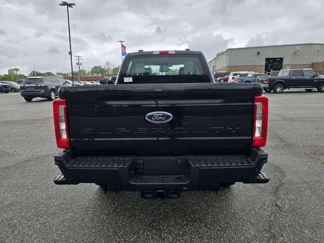 New 2025 Ford F250 XL image 4