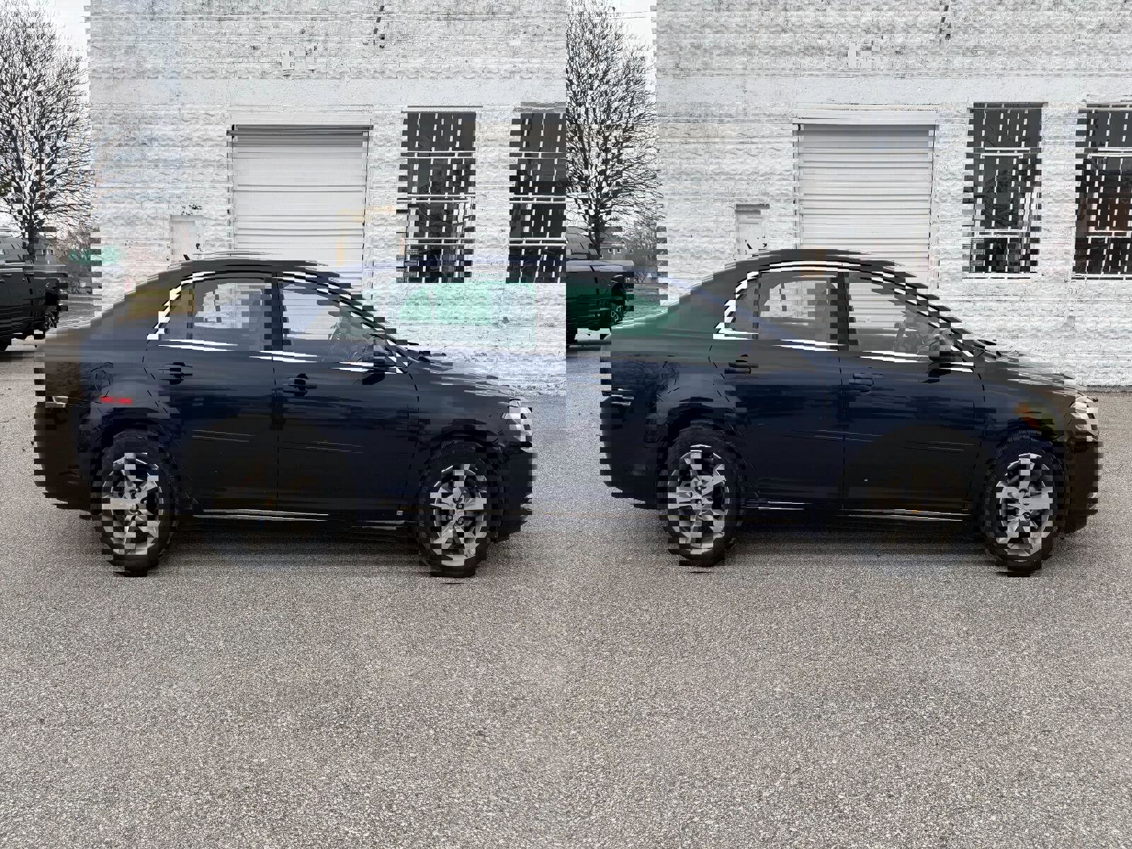 Used 2009 Chevrolet Malibu LT w/ Rear Power Package image 4