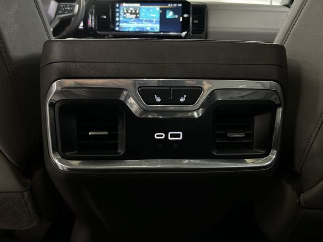 Certified 2025 Chevrolet Silverado 2500 LTZ w/ LTZ Convenience Package AWD/4WD image 21