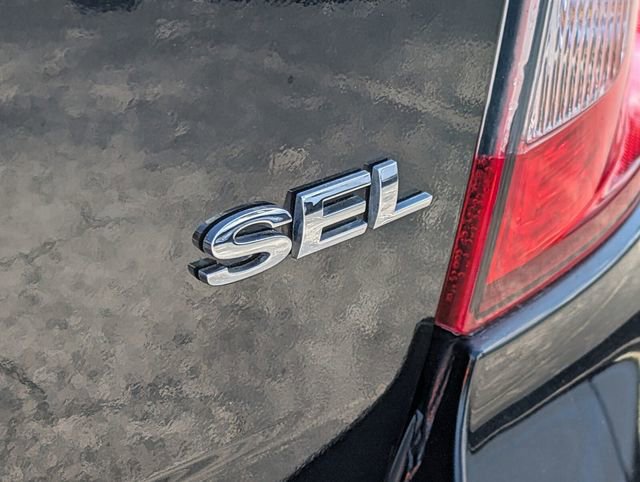 Used 2013 Ford Edge SEL image 17